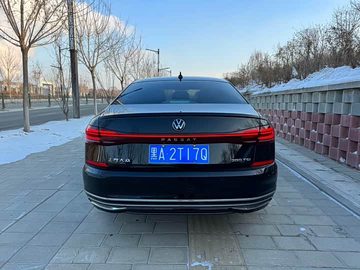 Фото 7 - Volkswagen Passat