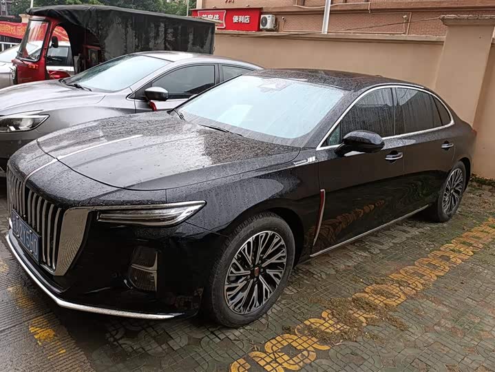 Фото 1 - Hongqi H5