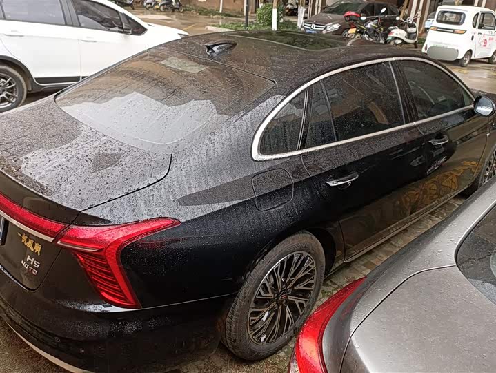 Фото 3 - Hongqi H5