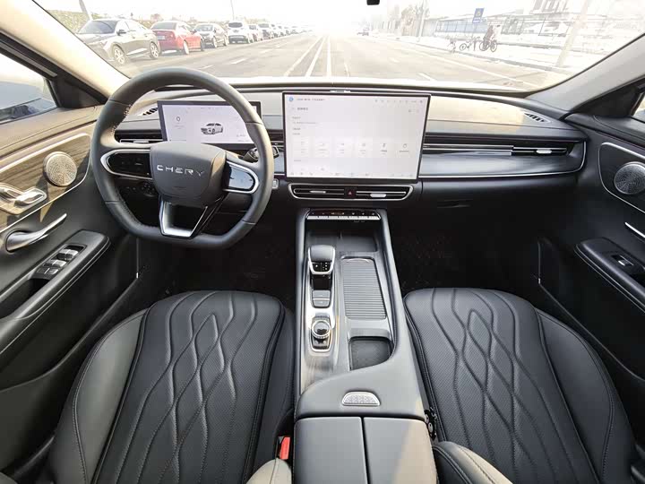 Фото 4 - Chery Arrizo 8