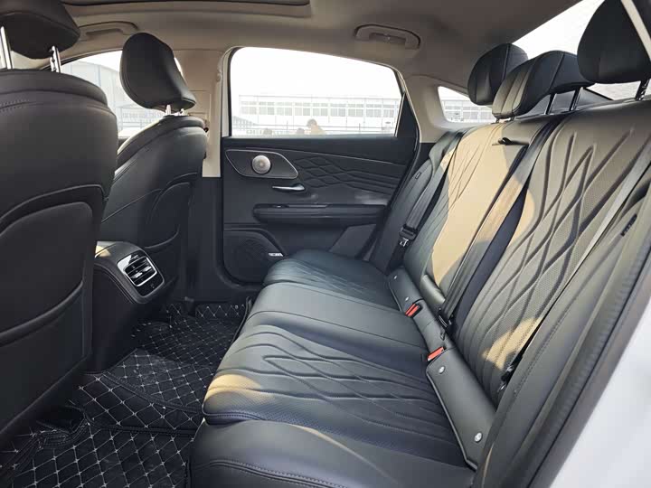 Фото 6 - Chery Arrizo 8