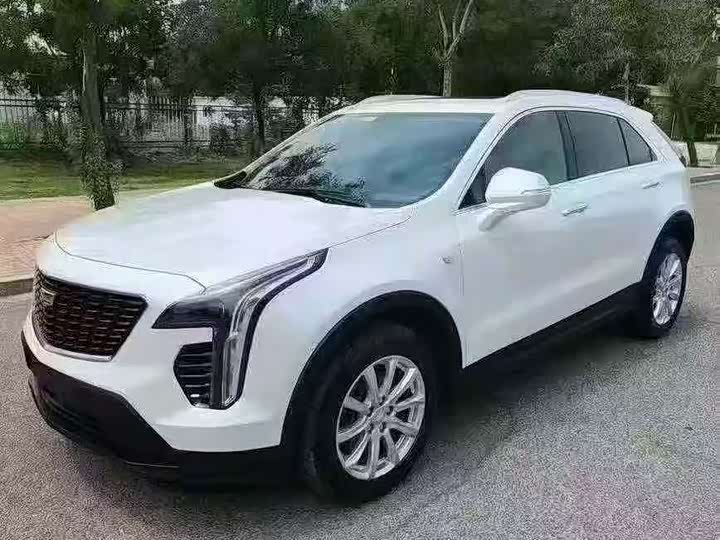 Фото 1 - Cadillac XT4