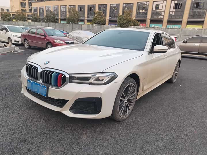 Фото 1 - BMW 5 Series