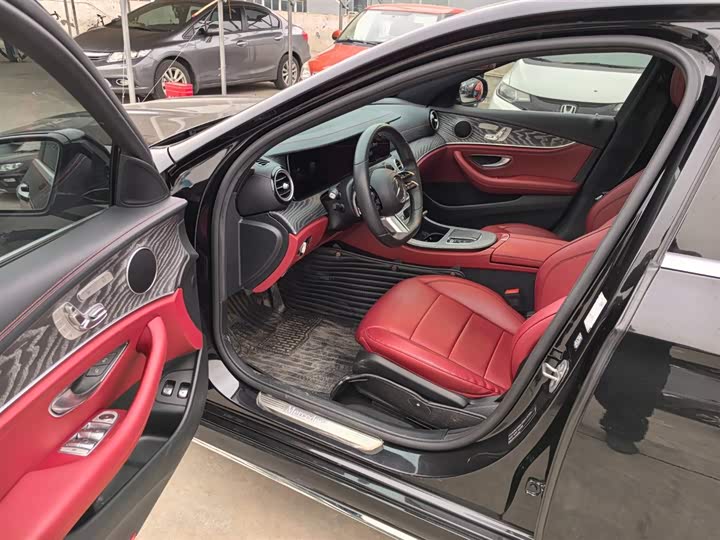 Фото 9 - Mercedes-Benz E-Class Hybrid