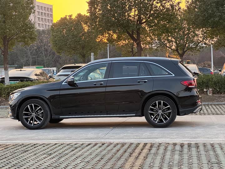 Фото 5 - Mercedes-Benz GLC-Class