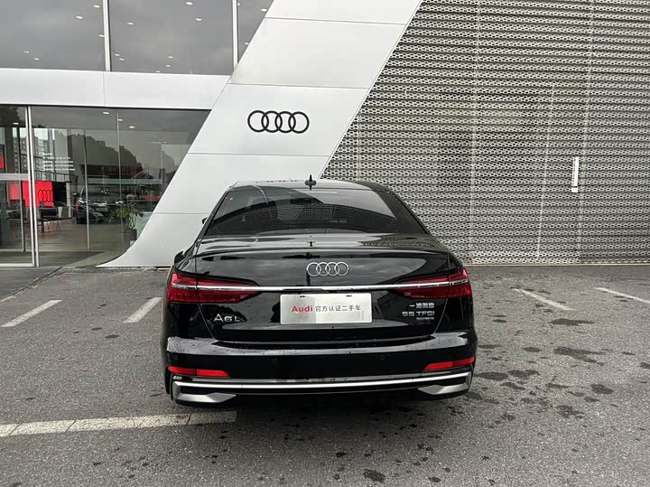 Фото 5 - Audi A6L