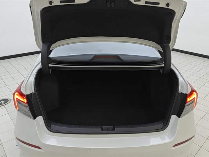 Фото 4 - Honda Civic