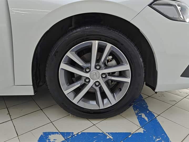 Фото 6 - Honda Civic