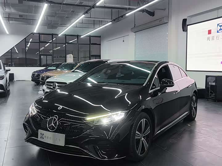 Фото 1 - Mercedes-Benz EQE