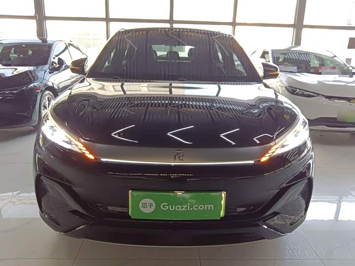 Фото 3 - BYD Yuan Plus