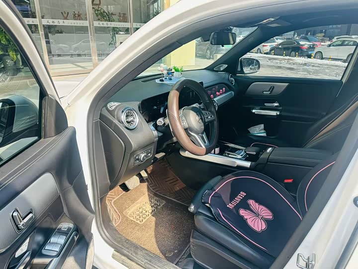 Фото 3 - Mercedes-Benz GLB-Class