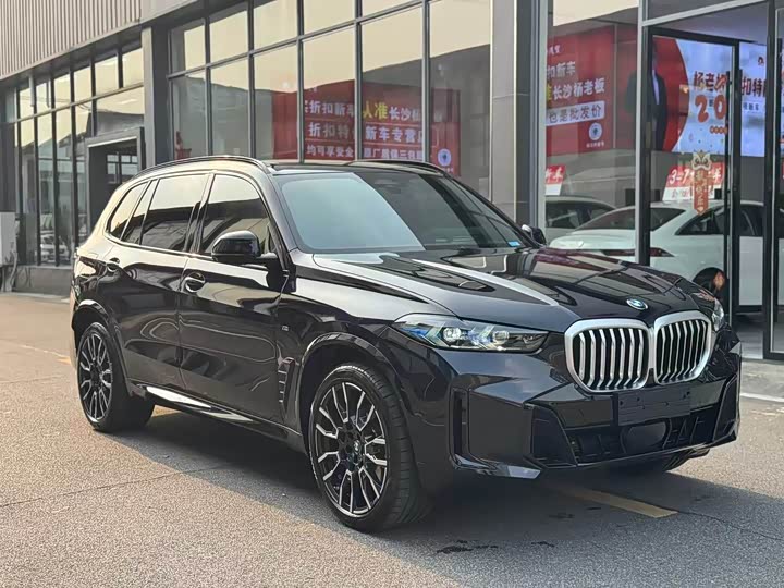 Фото 2 - BMW X5