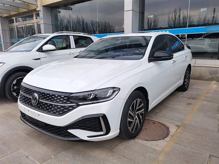 Фото 2 - Volkswagen Lavida