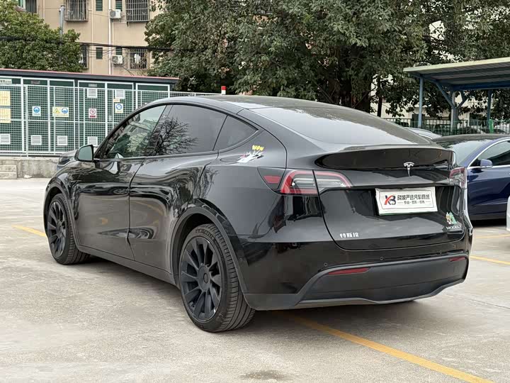 Фото 5 - Tesla Model Y