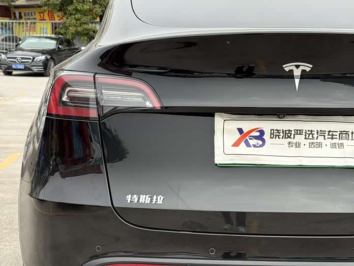 Фото 9 - Tesla Model Y