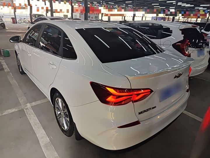 Фото 5 - Chevrolet Monza