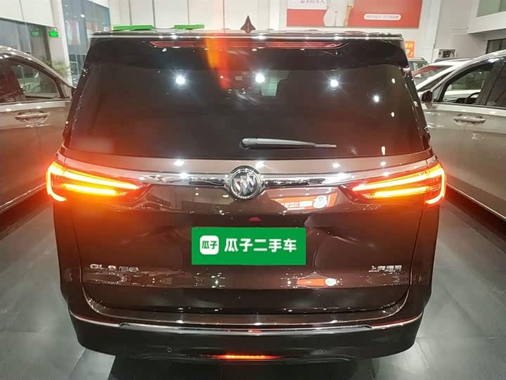 Фото 6 - Buick GL8 ES