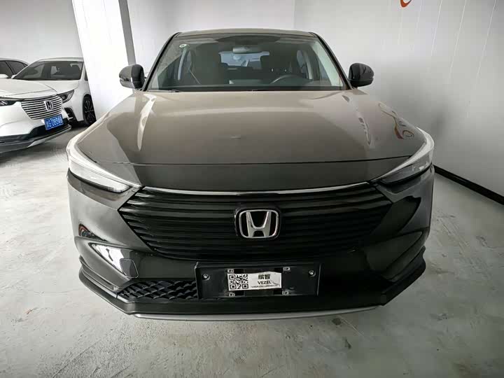 Фото 2 - Honda Vezel