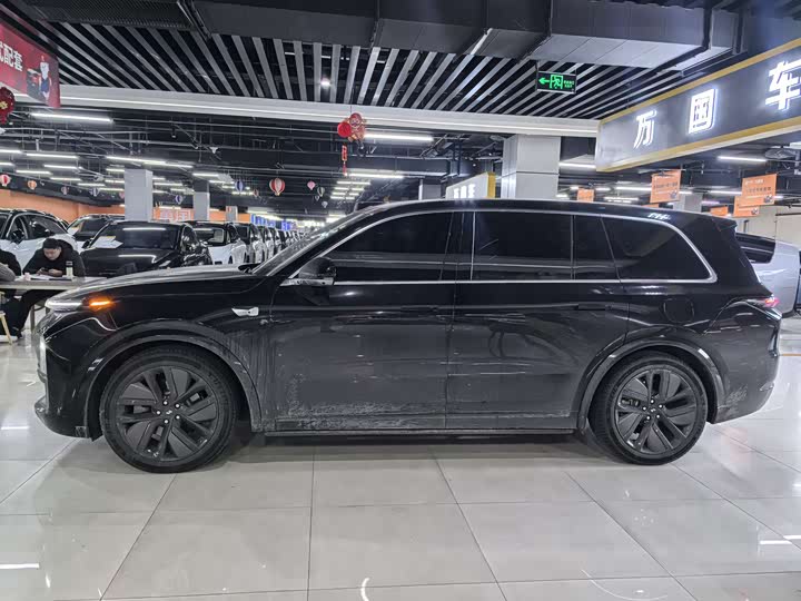 Фото 3 - LiXiang L9