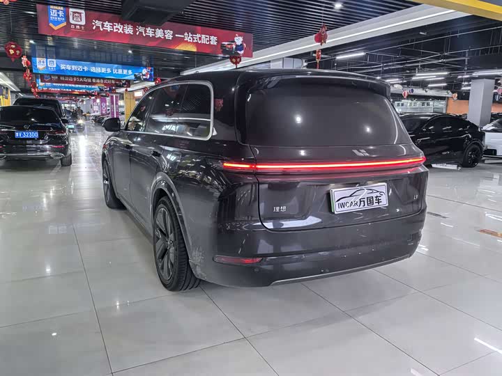 Фото 8 - LiXiang L9