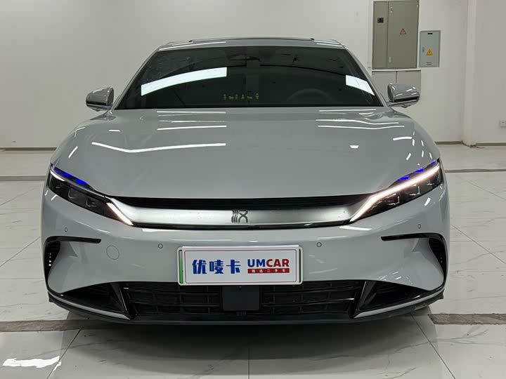 Фото 2 - BYD Han