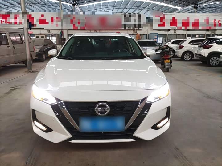 Фото 3 - Nissan Sylphy