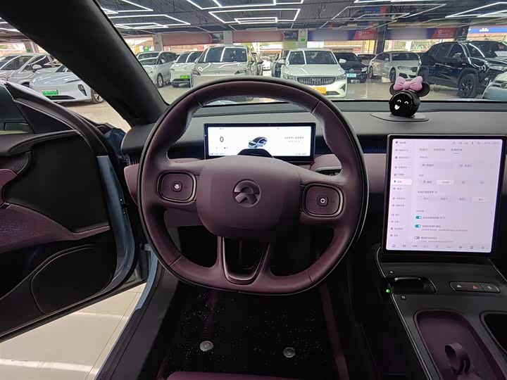 Фото 3 - Nio ET5