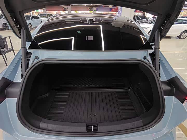 Фото 9 - Nio ET5