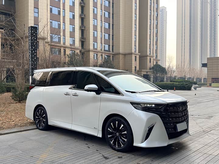 Фото 3 - Toyota Alphard