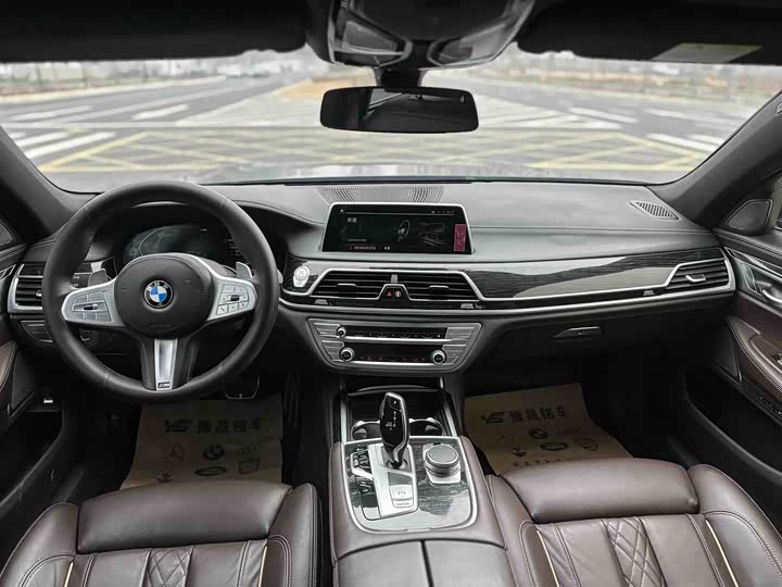 Фото 7 - BMW 7 Series