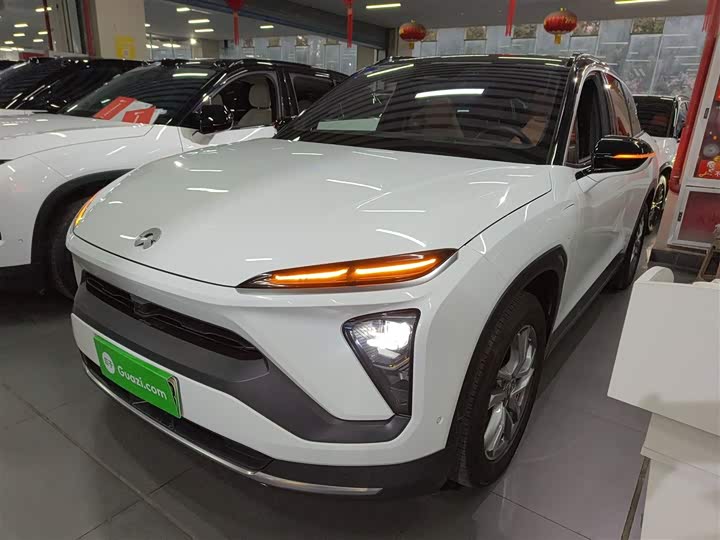 Фото 2 - Nio ES6