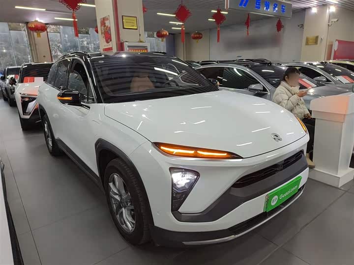 Фото 4 - Nio ES6