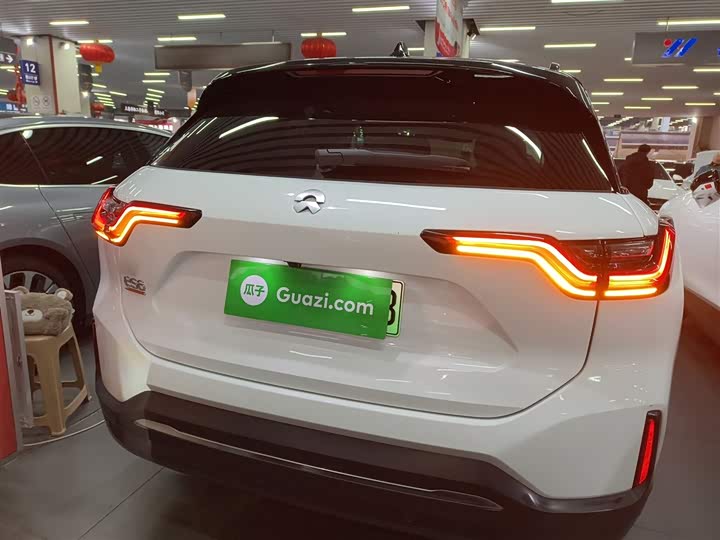 Фото 6 - Nio ES6