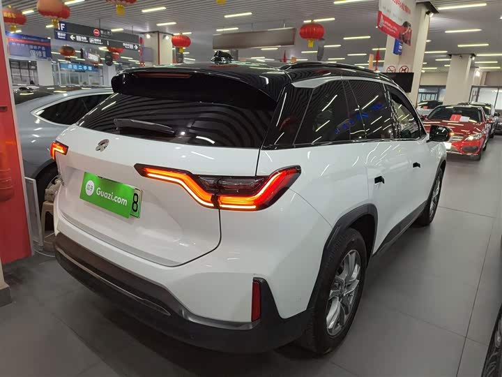 Фото 7 - Nio ES6