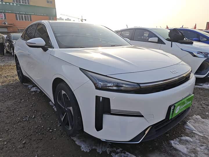 Фото 4 - Geely Galaxy L6