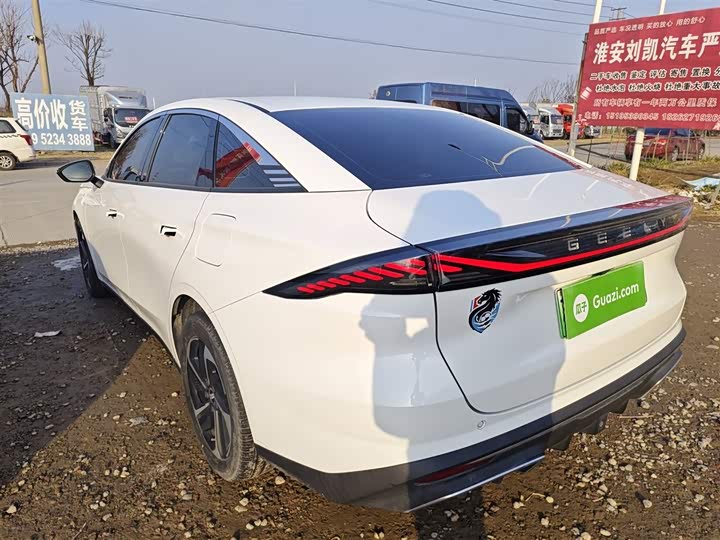 Фото 5 - Geely Galaxy L6