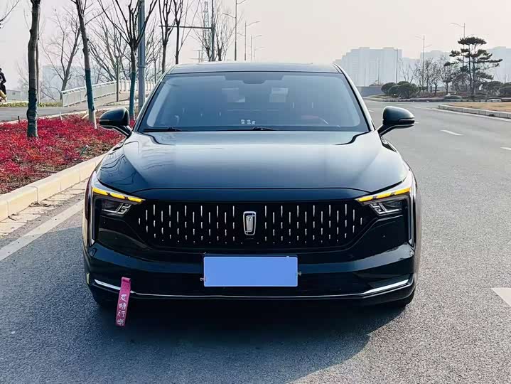 Фото 2 - Bestune B70