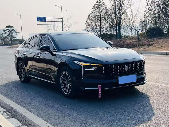 Фото 3 - Bestune B70