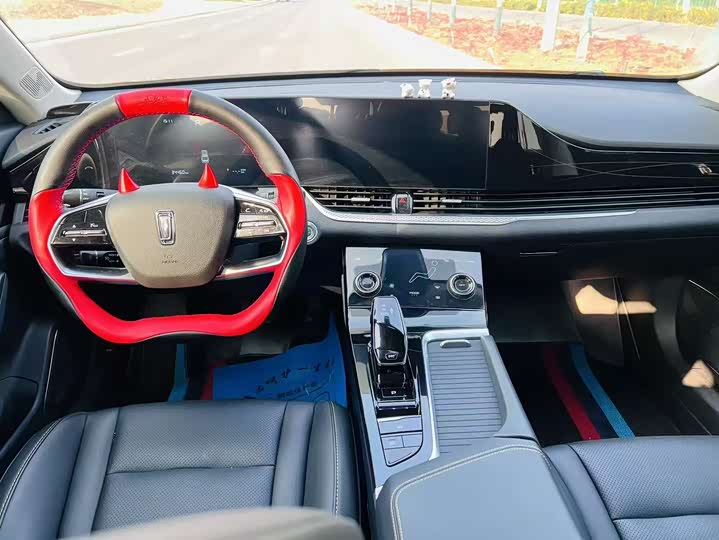 Фото 5 - Bestune B70