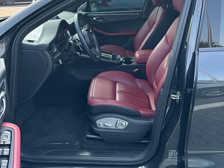 Фото 9 - Porsche Macan