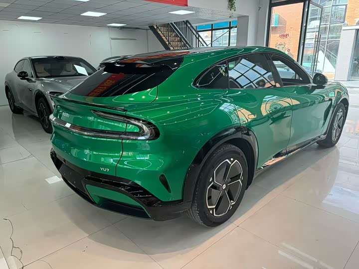 Фото 9 - Xiaomi YU7