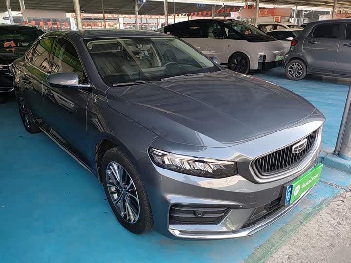 Фото 4 - Geely Preface