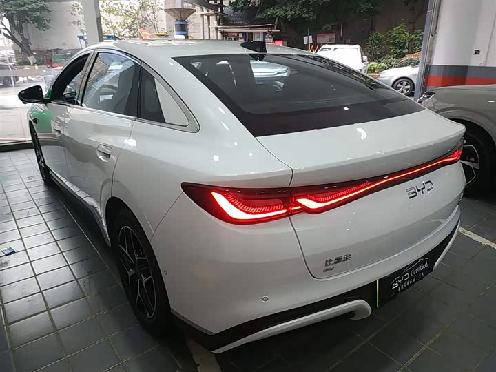 Фото 5 - BYD Seal 06 Hybrid/EV