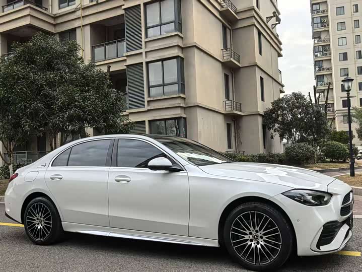 Фото 3 - Mercedes-Benz C-Class