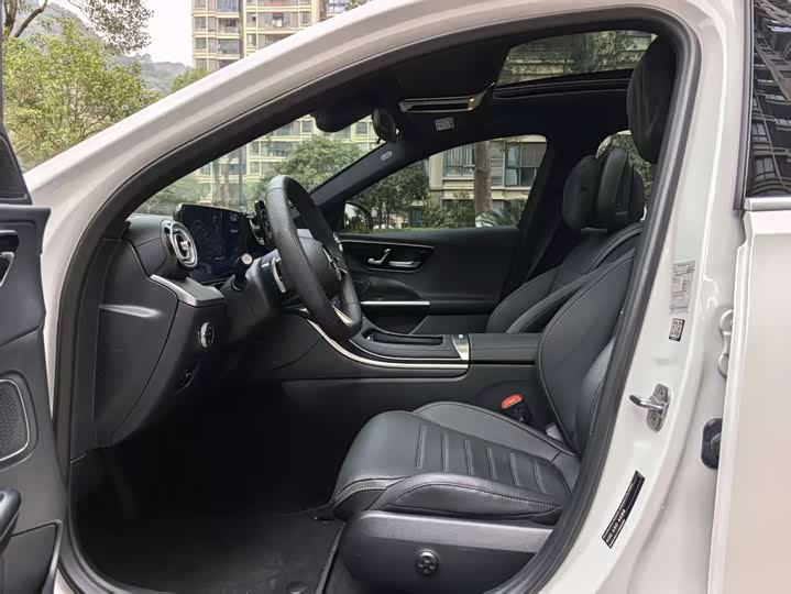 Фото 4 - Mercedes-Benz C-Class