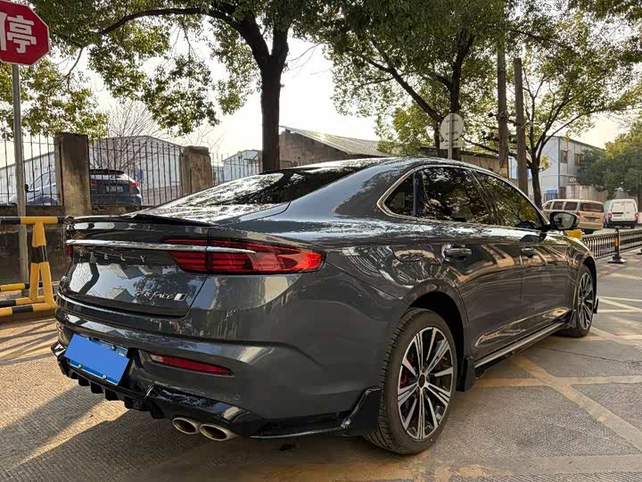 Фото 5 - Geely Preface