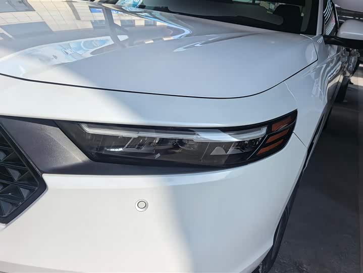 Фото 5 - Honda Accord