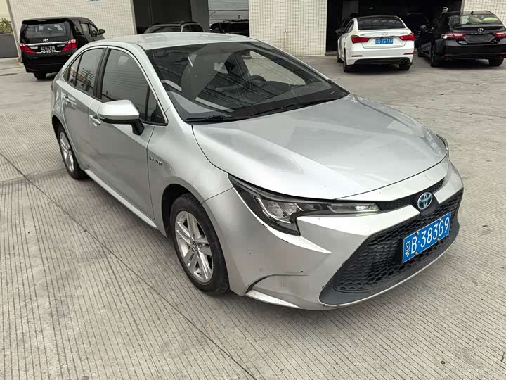 Фото 3 - Toyota Levin