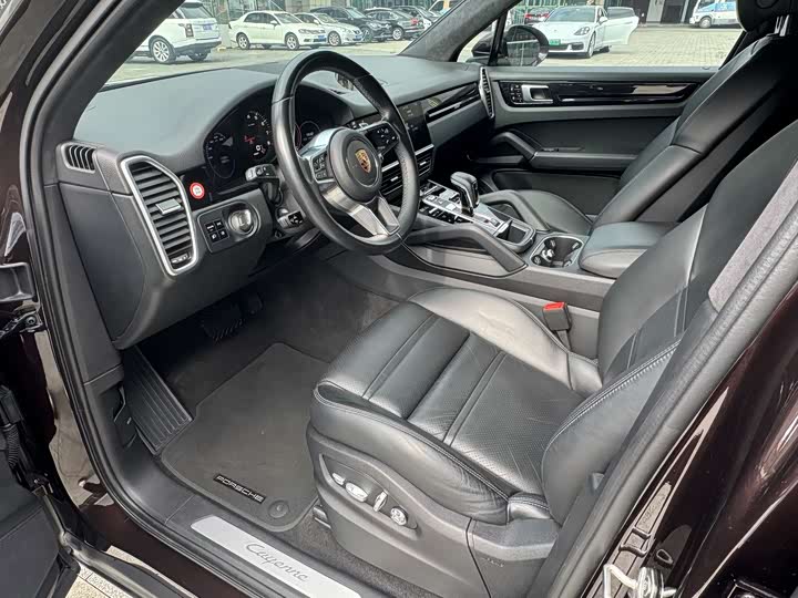 Фото 4 - Porsche Cayenne