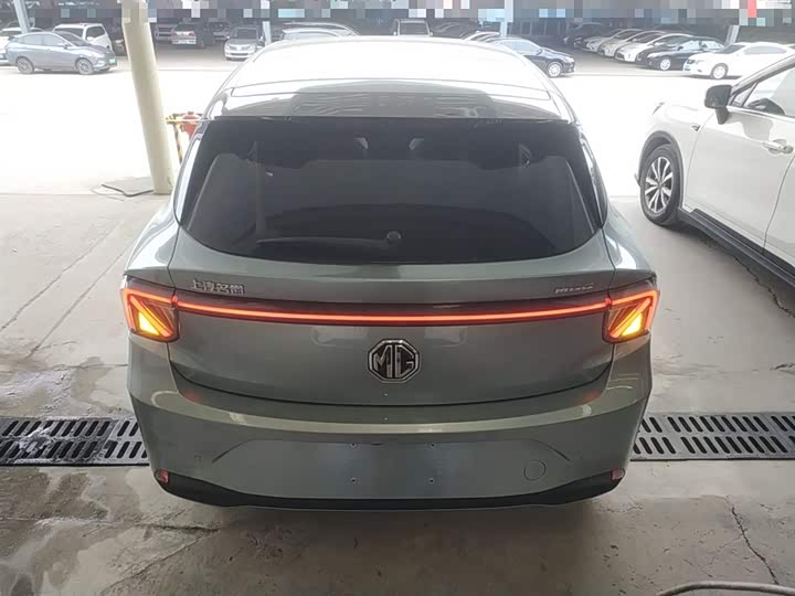 Фото 6 - MG Motor 4 EV